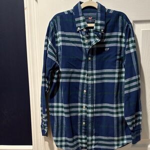Vineyard Vines Boys Navy and Green Plaid Shirt.        Worn Once/Like new